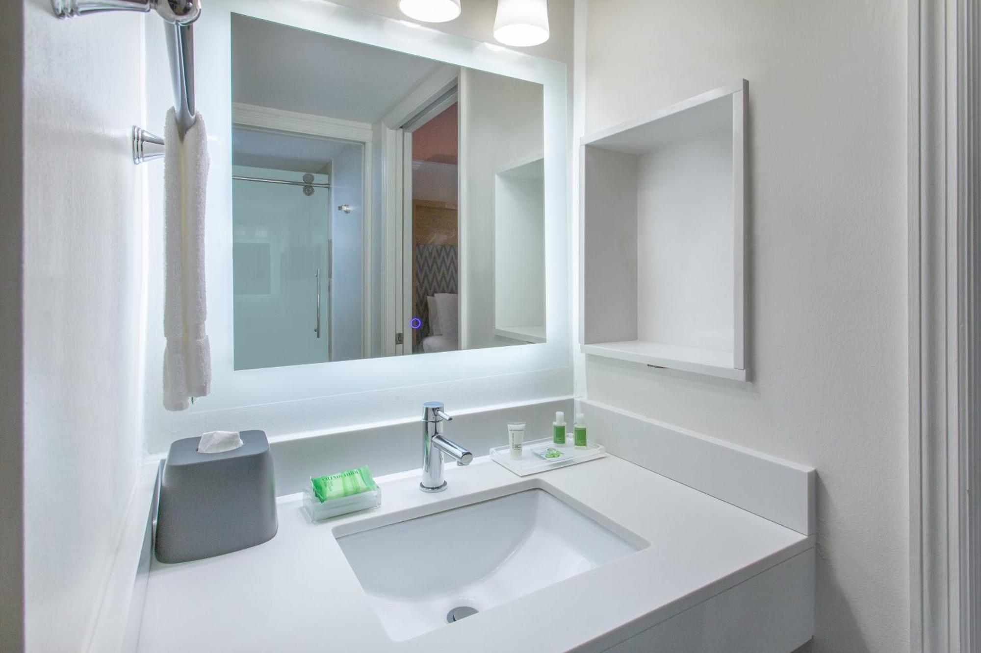Holiday Inn & Suites Boca Raton - North Εξωτερικό φωτογραφία
