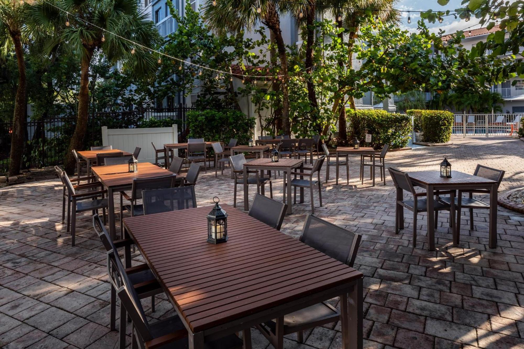 Holiday Inn & Suites Boca Raton - North Εξωτερικό φωτογραφία